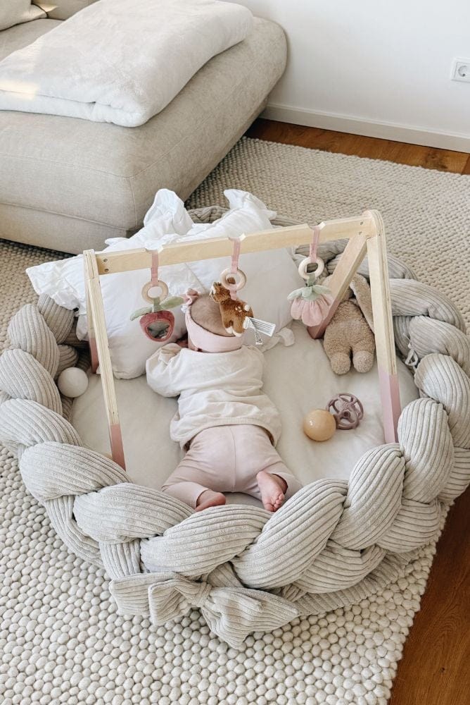 MeowBaby Kokon i Wałek do Łóżeczka 2w1 - dziecko na macie do zabawy